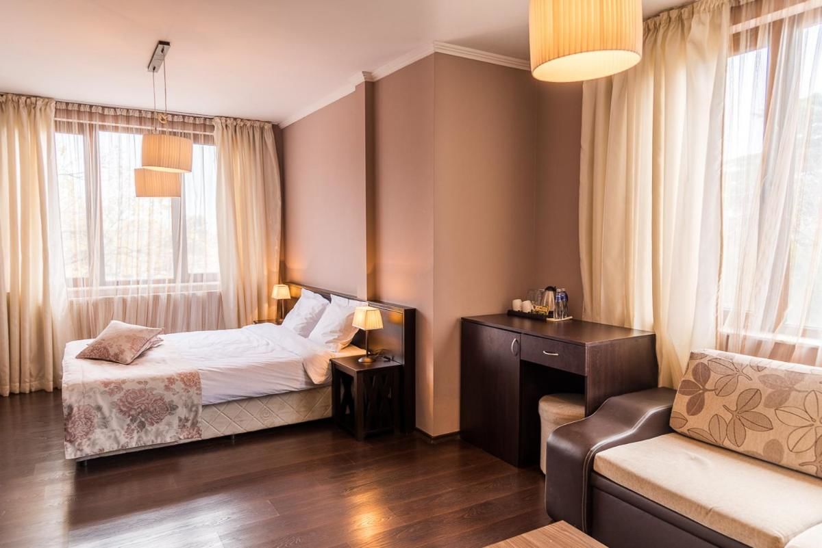 Отель Family Hotel Pak Tam Карлово